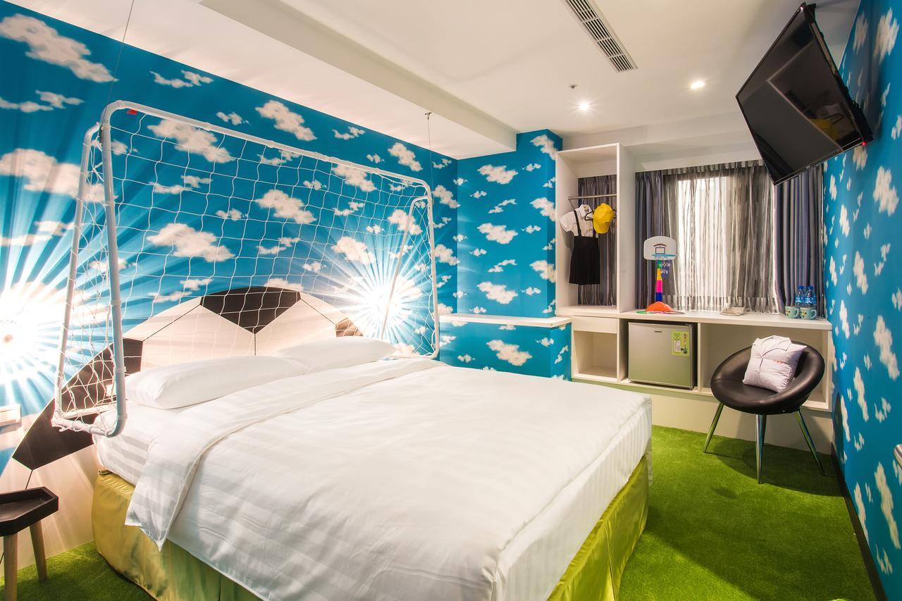 RF Hotel - Sanchong Tajpej Buitenkant foto
