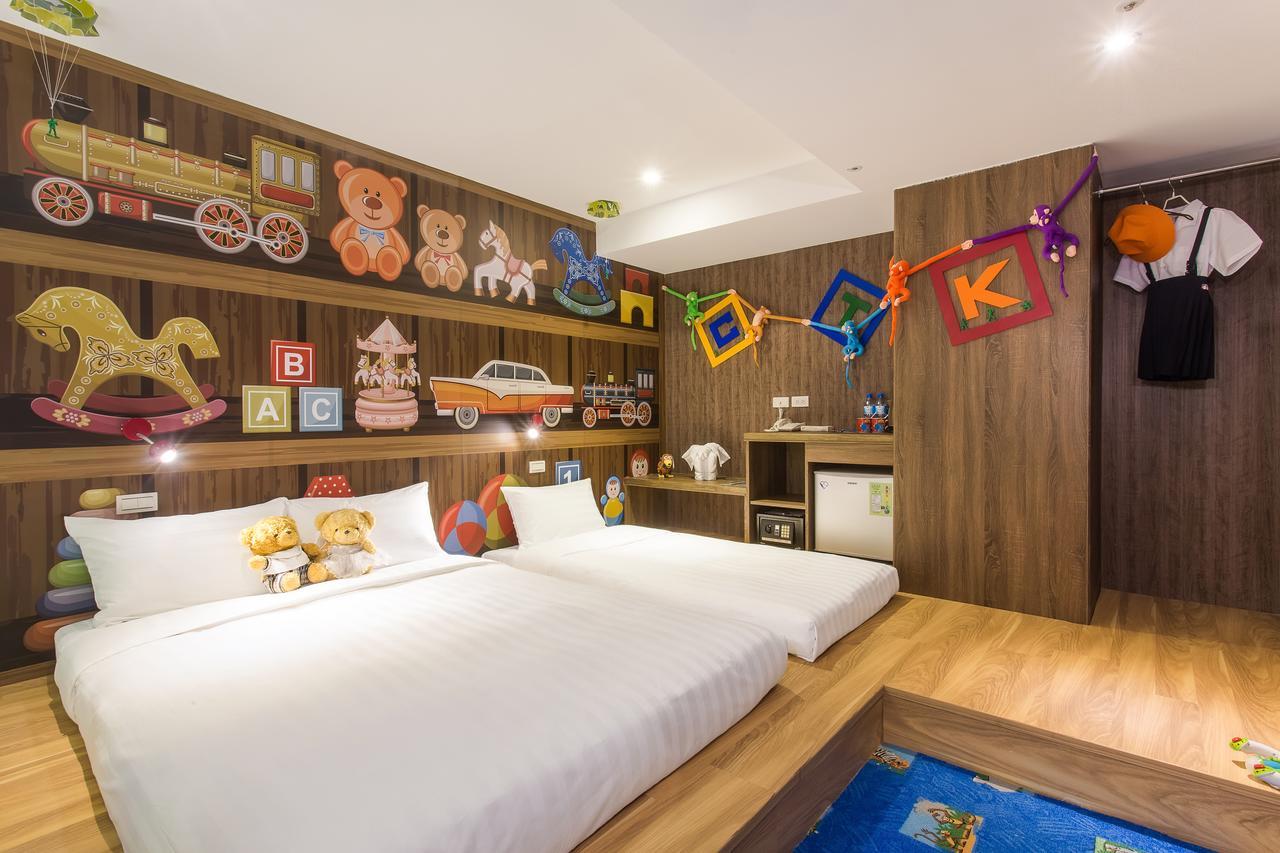 RF Hotel - Sanchong Tajpej Buitenkant foto